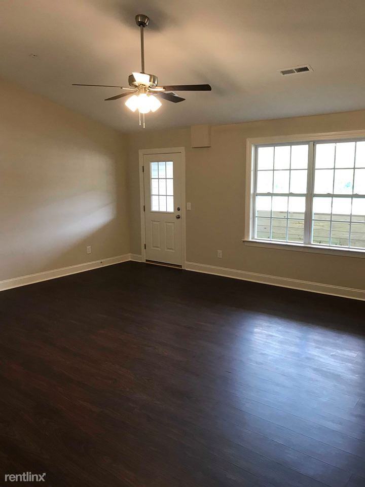 The Drake - Photo 3 of 11