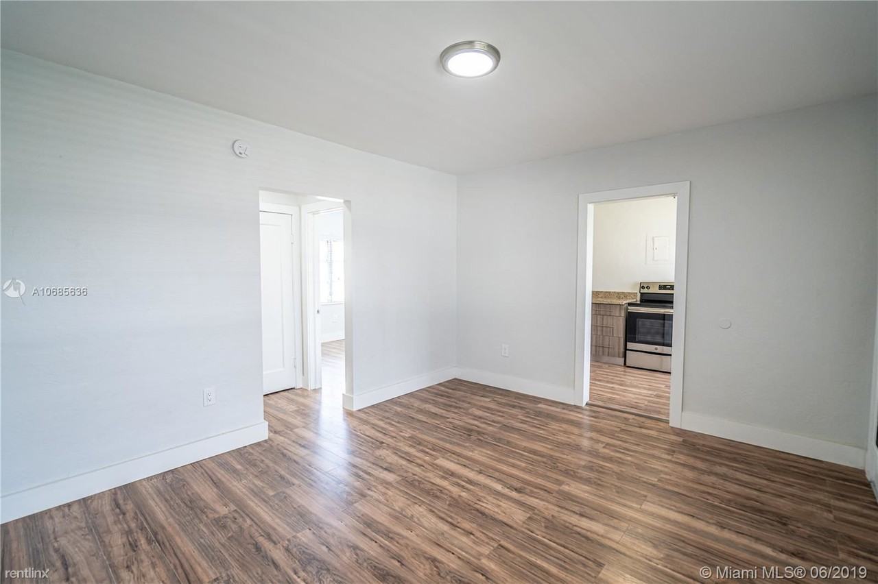 437 NE 82nd St - Photo 2 of 11