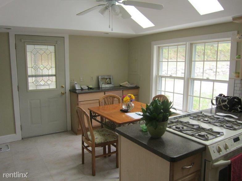 54 Lime Kiln Rd - Photo 3 of 10