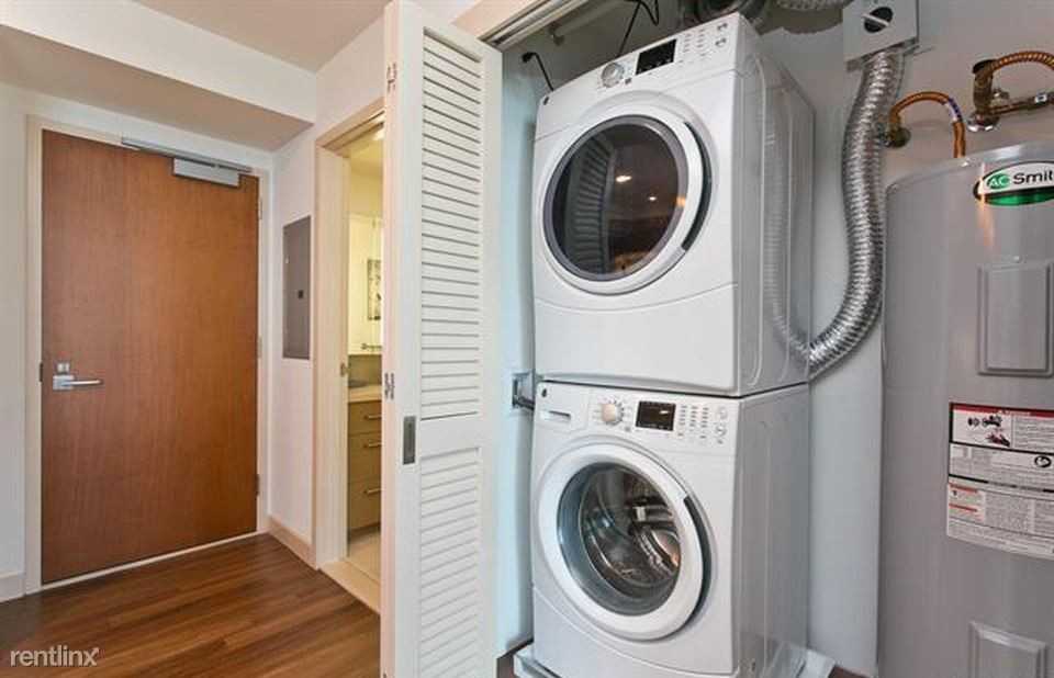 555 South St - Photo 2 of 8