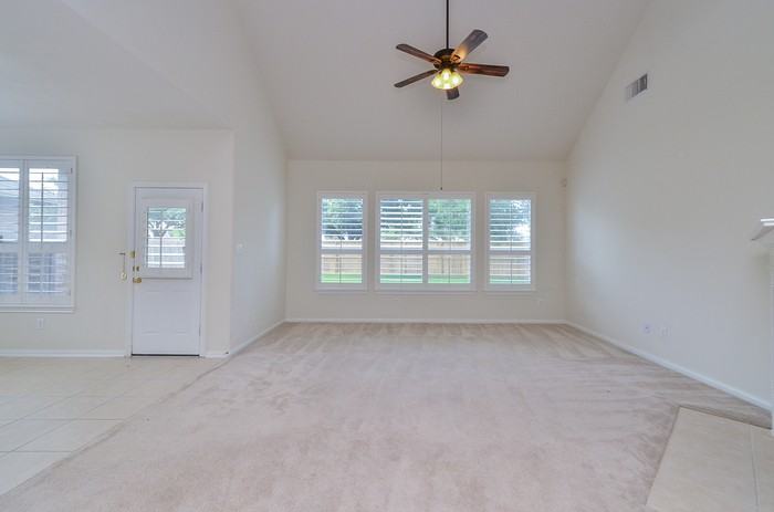 15119 Newfield Bridge Lane - Photo 3 of 36