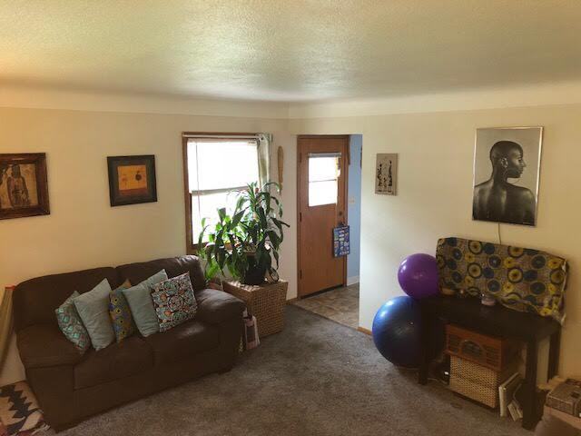 1667 Dieter Street North - Photo 3 of 8