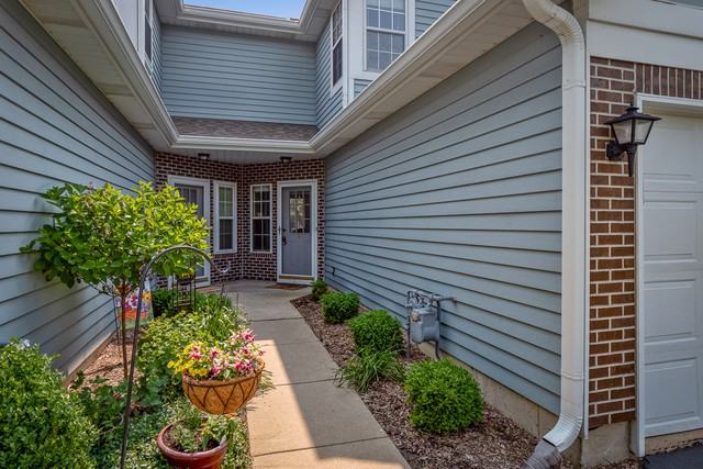 603 Woodcrest Dr #603 - Photo 2 of 23