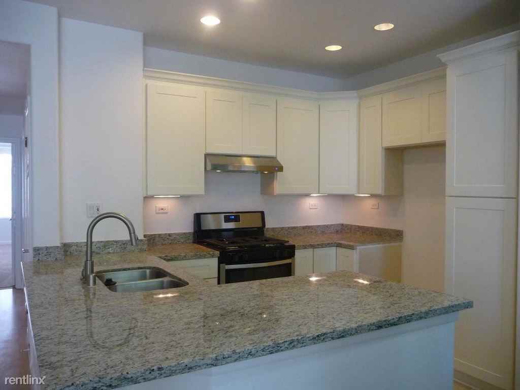 420 Milan Dr - Photo 3 of 6