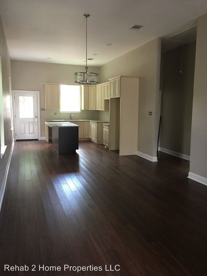 2653 N. Tonti - Photo 3 of 13