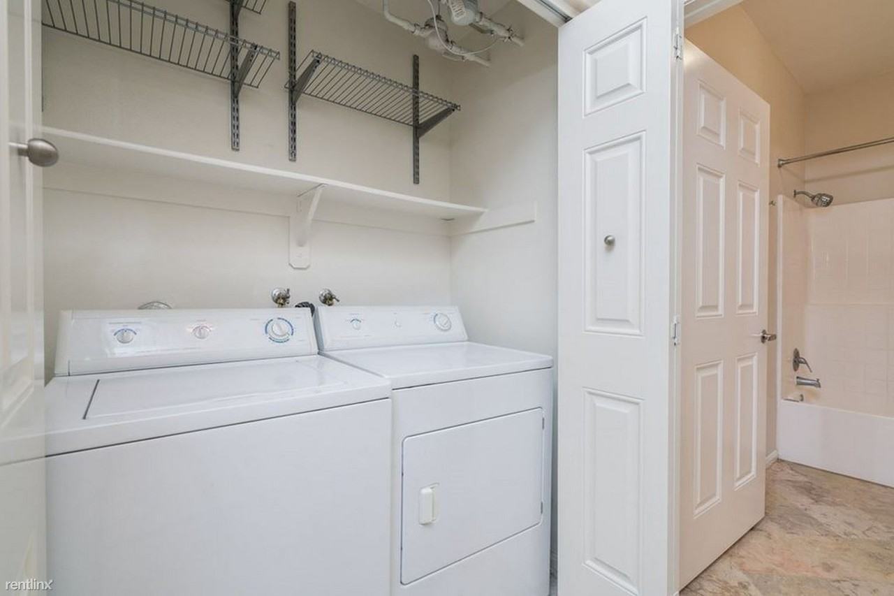 1643 6th Ave - Photo 3 of 12