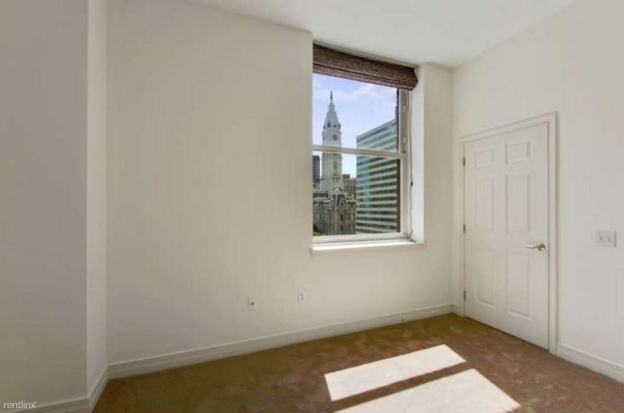 1600 Arch St - Photo 2 of 16