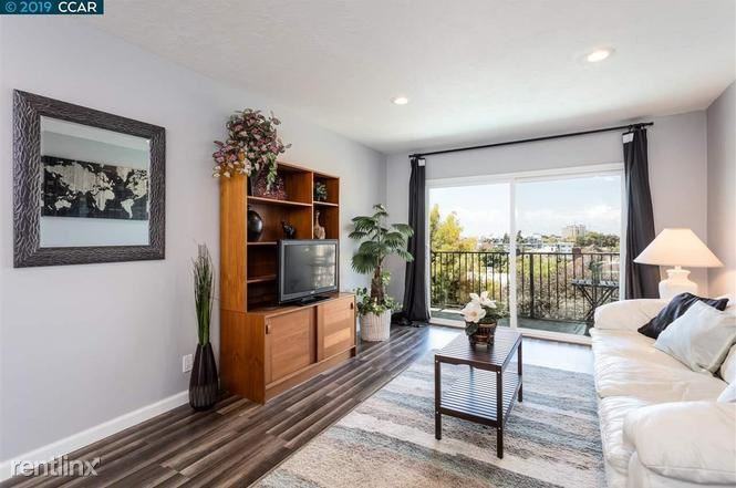 425 Orange St - Photo 2 of 6