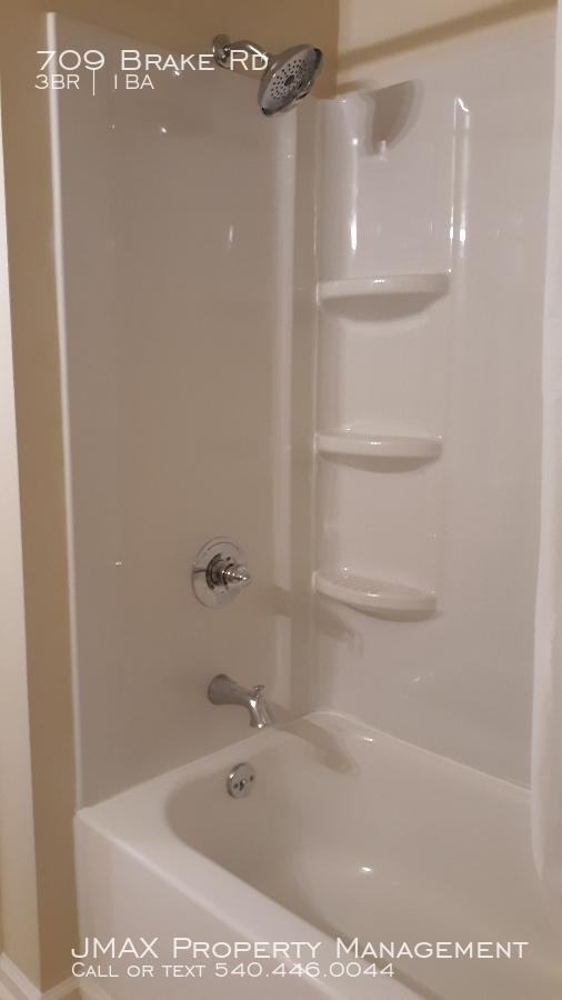 709 Brake Rd - Photo 2 of 4