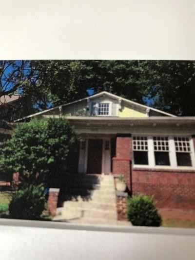 592 Linwood Ave NE - Photo 2 of 8