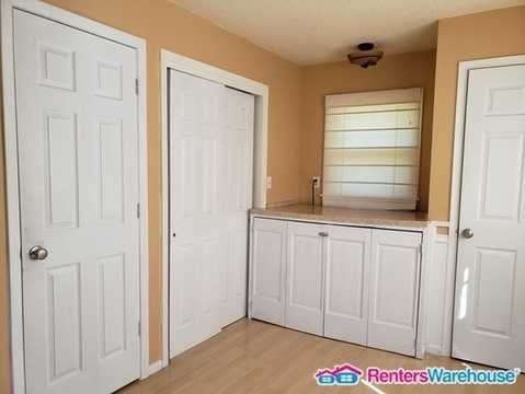 19713 Quinnell Ave N - Photo 3 of 12