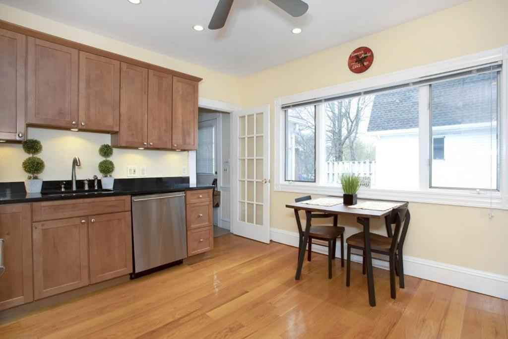 204 Franklin St #2 - Photo 3 of 23