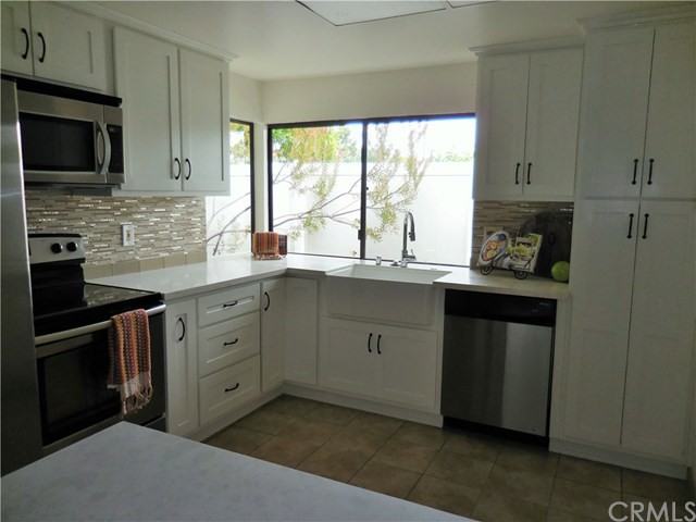 3446 Meadow Brook - Photo 3 of 15