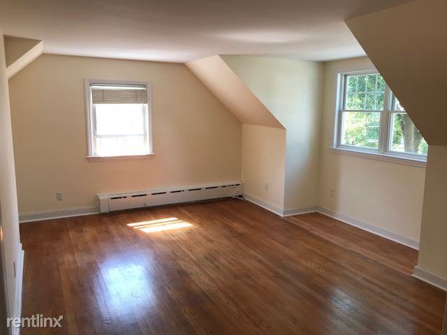 Salem St - Photo 3 of 11