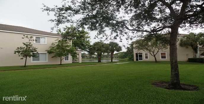 5142 Palmbrooke Cir - Photo 2 of 13