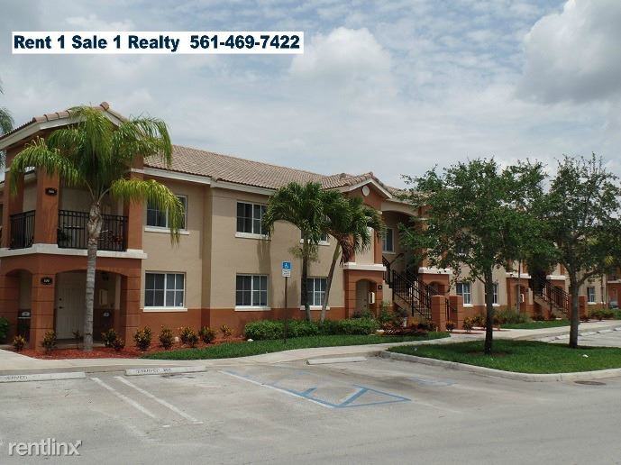 3481 Briar Bay Blvd - Photo 3 of 6