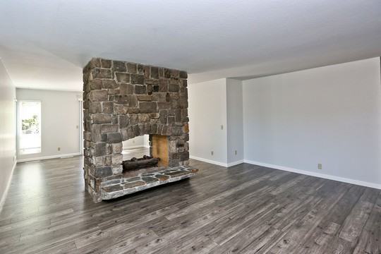 4283 David St - Photo 3 of 26