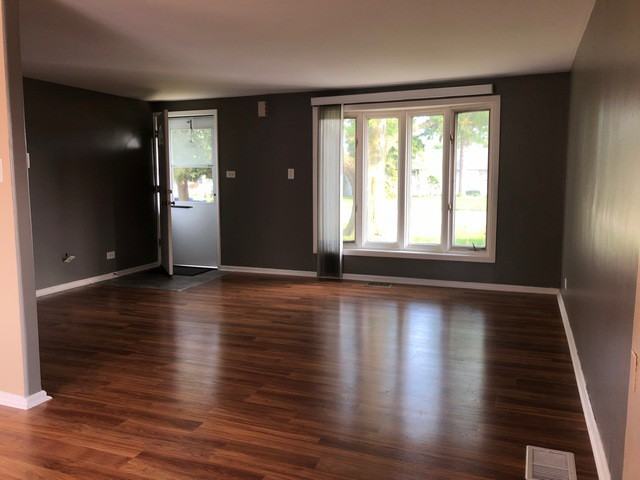 4058 89th - Photo 3 of 6