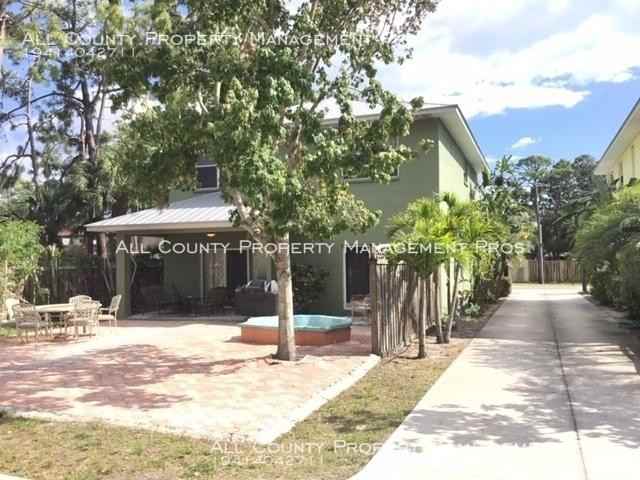 3624 Peck St - Photo 3 of 15