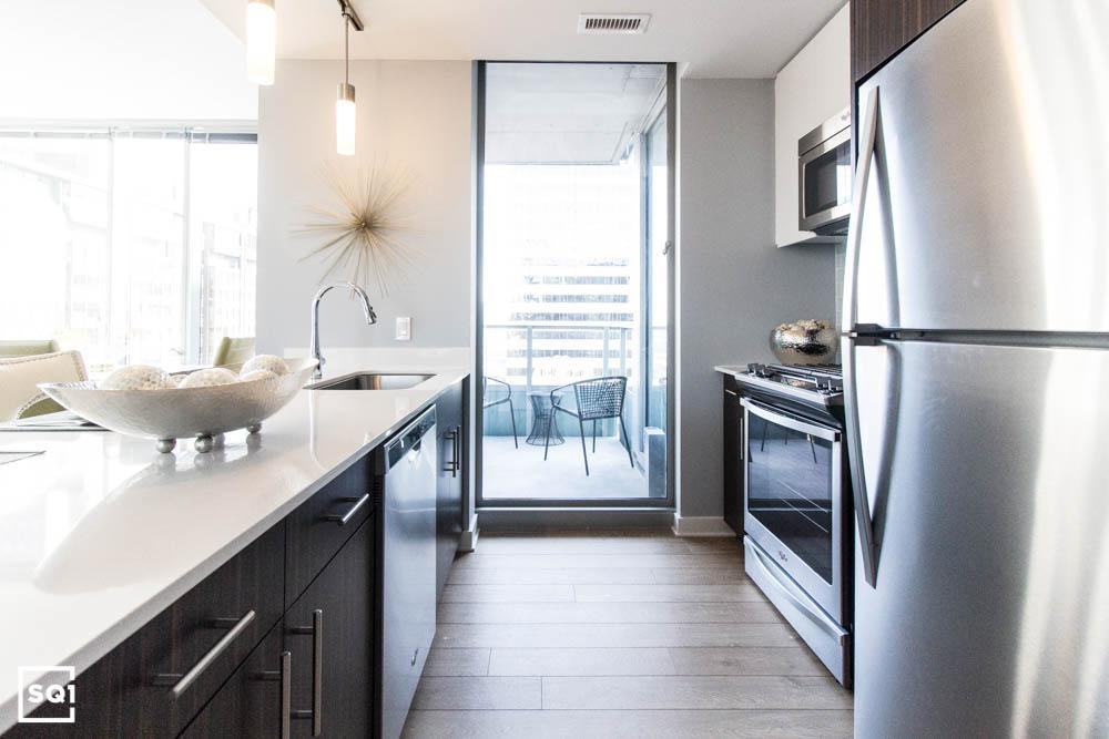 151 E Randolph St - Photo 3 of 23