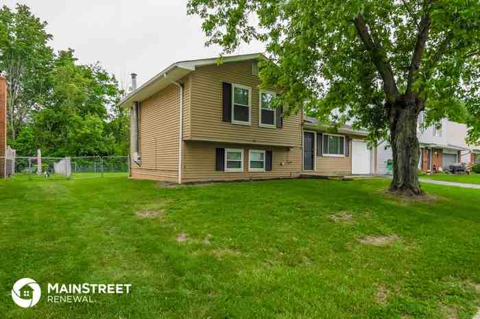 113 Greenlake St - Photo 2 of 18