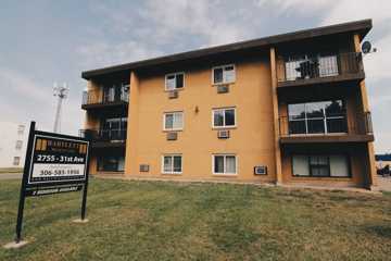 5313 Squires Road B Regina Sk S4w 0l8 2 Bedroom Apartment