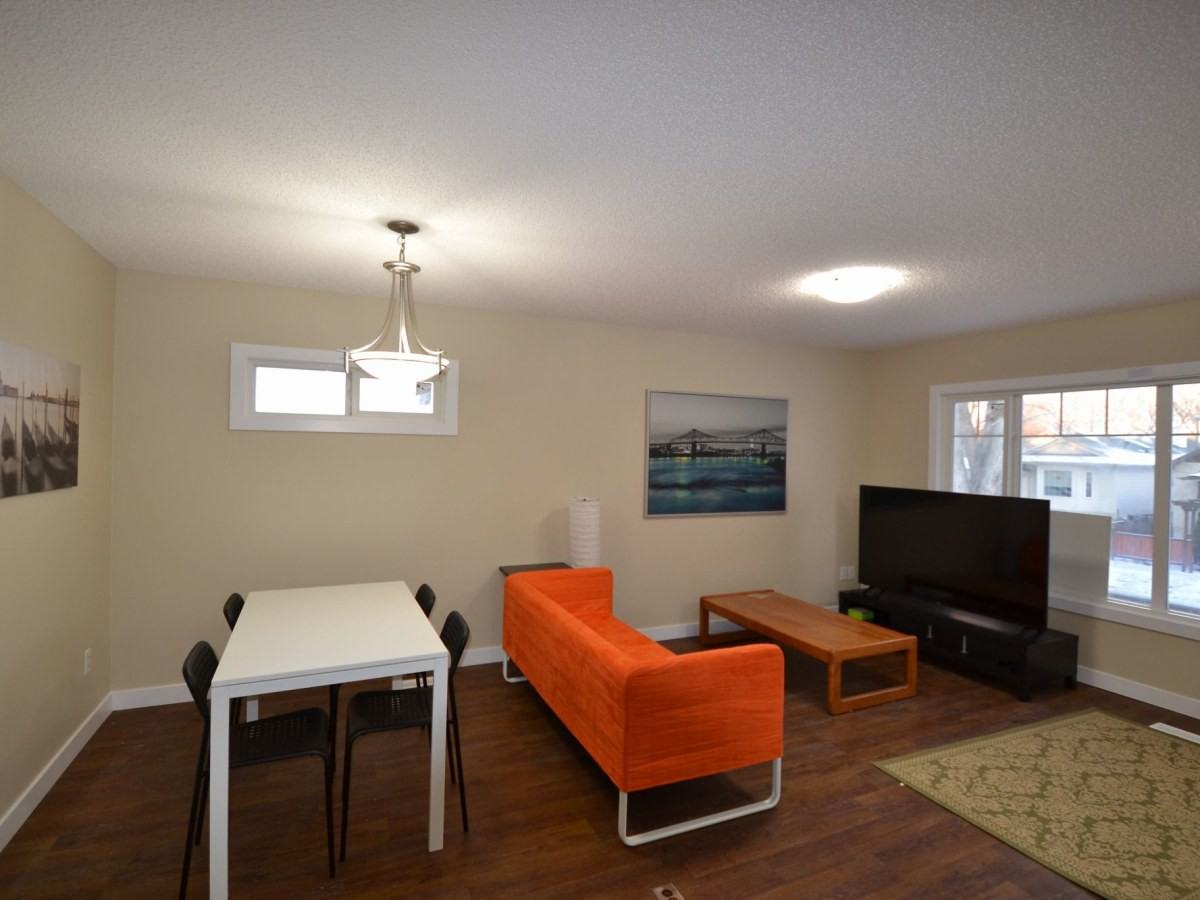 11822 69 St NW, Edmonton, AB T5B 1S3 1 Bedroom Apartment ...