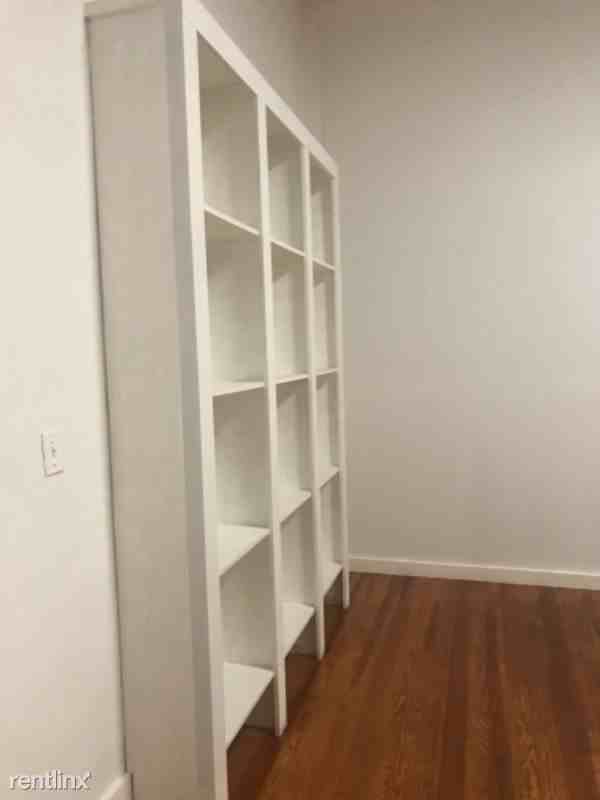 441 East Chester Street - Photo 3 of 3