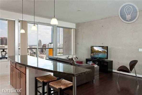 802 W 5th St 2705 - Photo 3 of 8