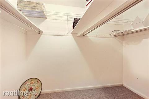 3000 Saint Charles Ave - Photo 2 of 7