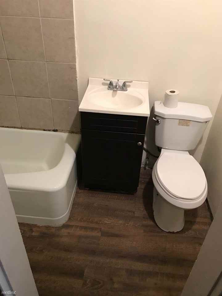 Pearl Street - Photo 2 of 8