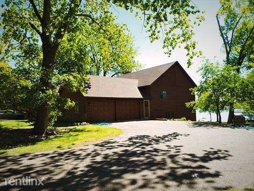 323 Sawmill Lane B and C - Photo 3 of 9