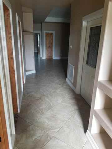 104 Provost St - Photo 2 of 25