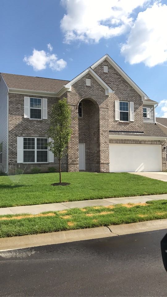 2221 Creek Bank Dr - Photo 2 of 2