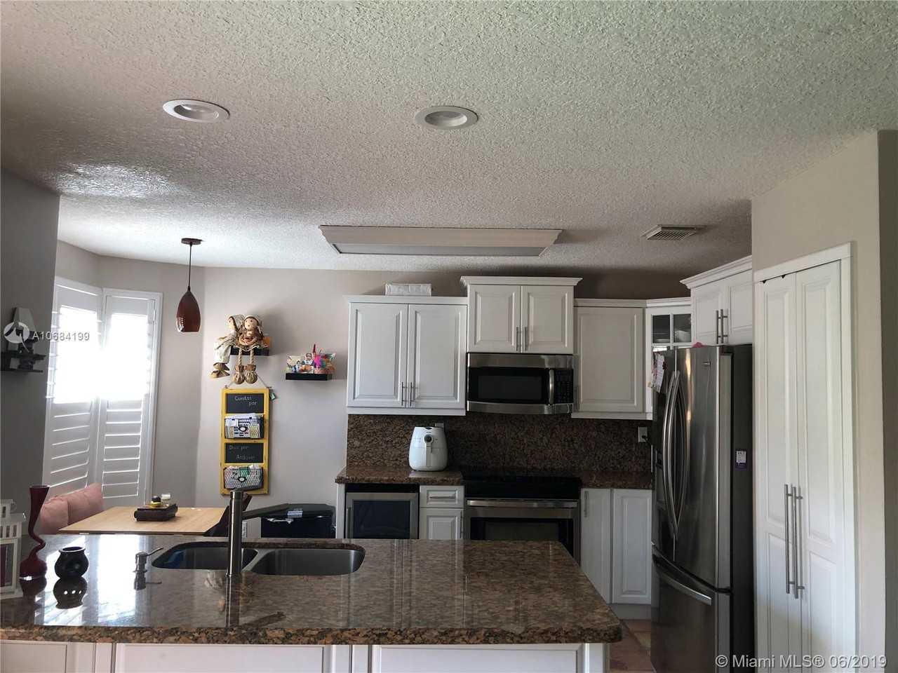 19031 Northwest 12th Street - Photo 2 of 12