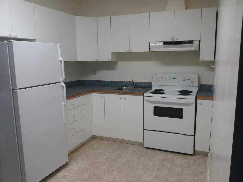 Main East Court - Photo 2 of 7