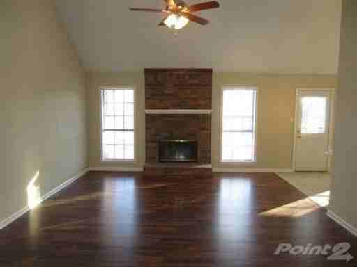7947 Sandywood Ln - Photo 2 of 5