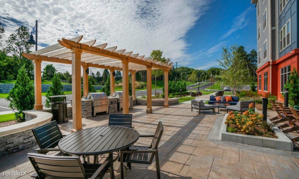 1106 Cricket Ln - Photo 2 of 19