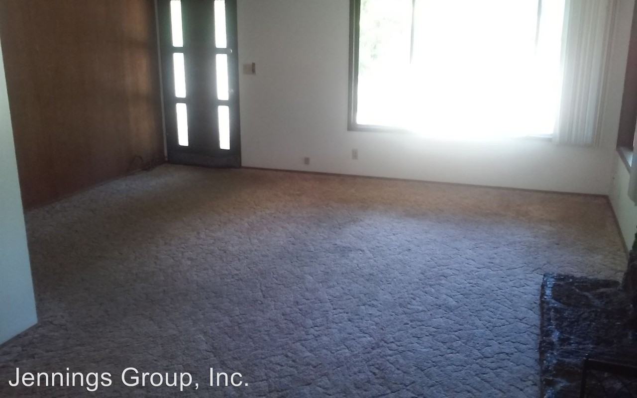 2803 Central Blvd & 1940 E. 28th Ave. - Photo 2 of 3