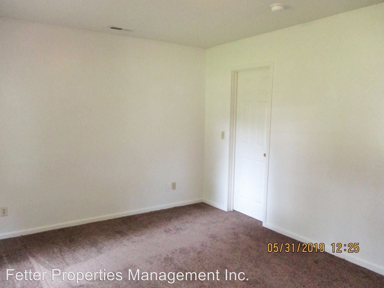 2206 Ravenswood Dr - Photo 3 of 11