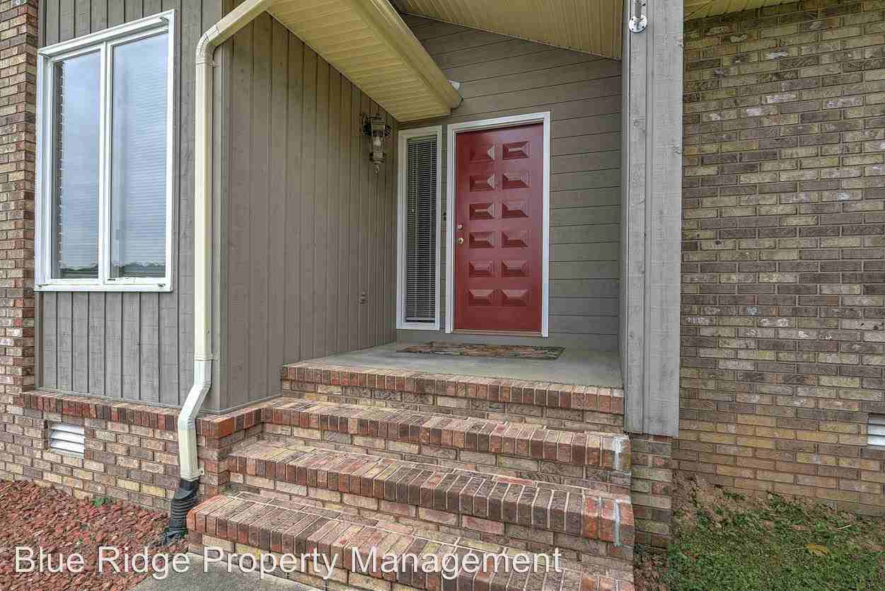 316 Ferndale Ln - Photo 2 of 26
