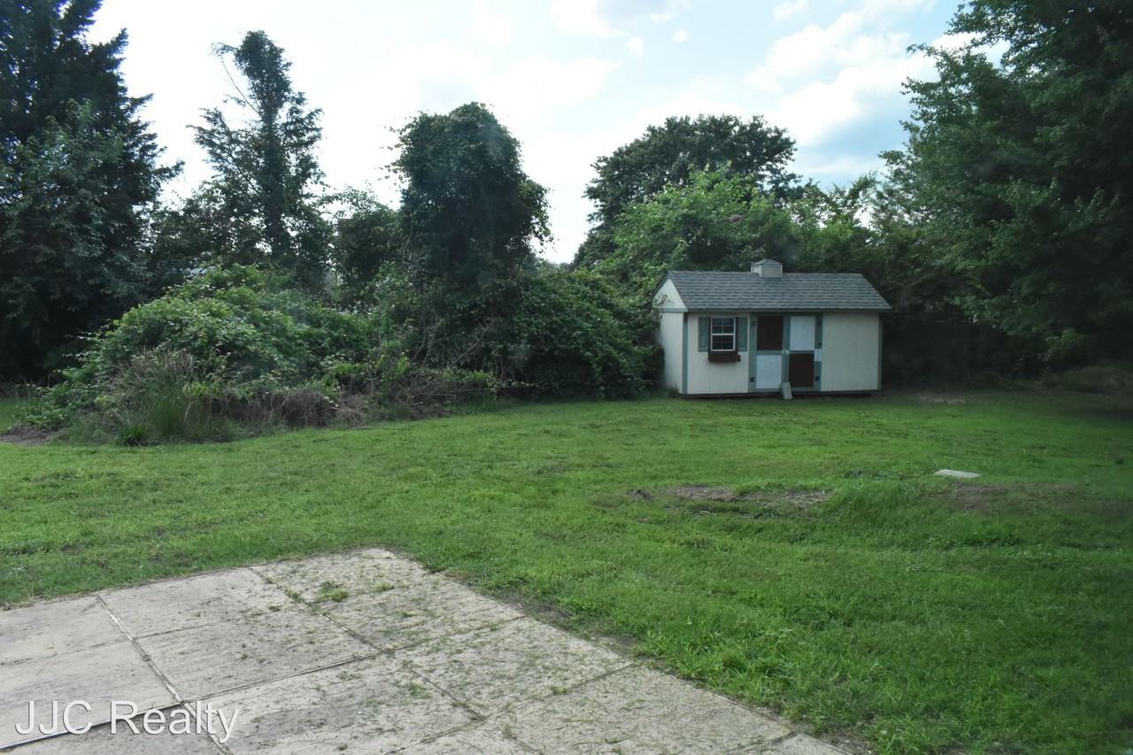 3496 Hollow Pond Rd - Photo 3 of 3