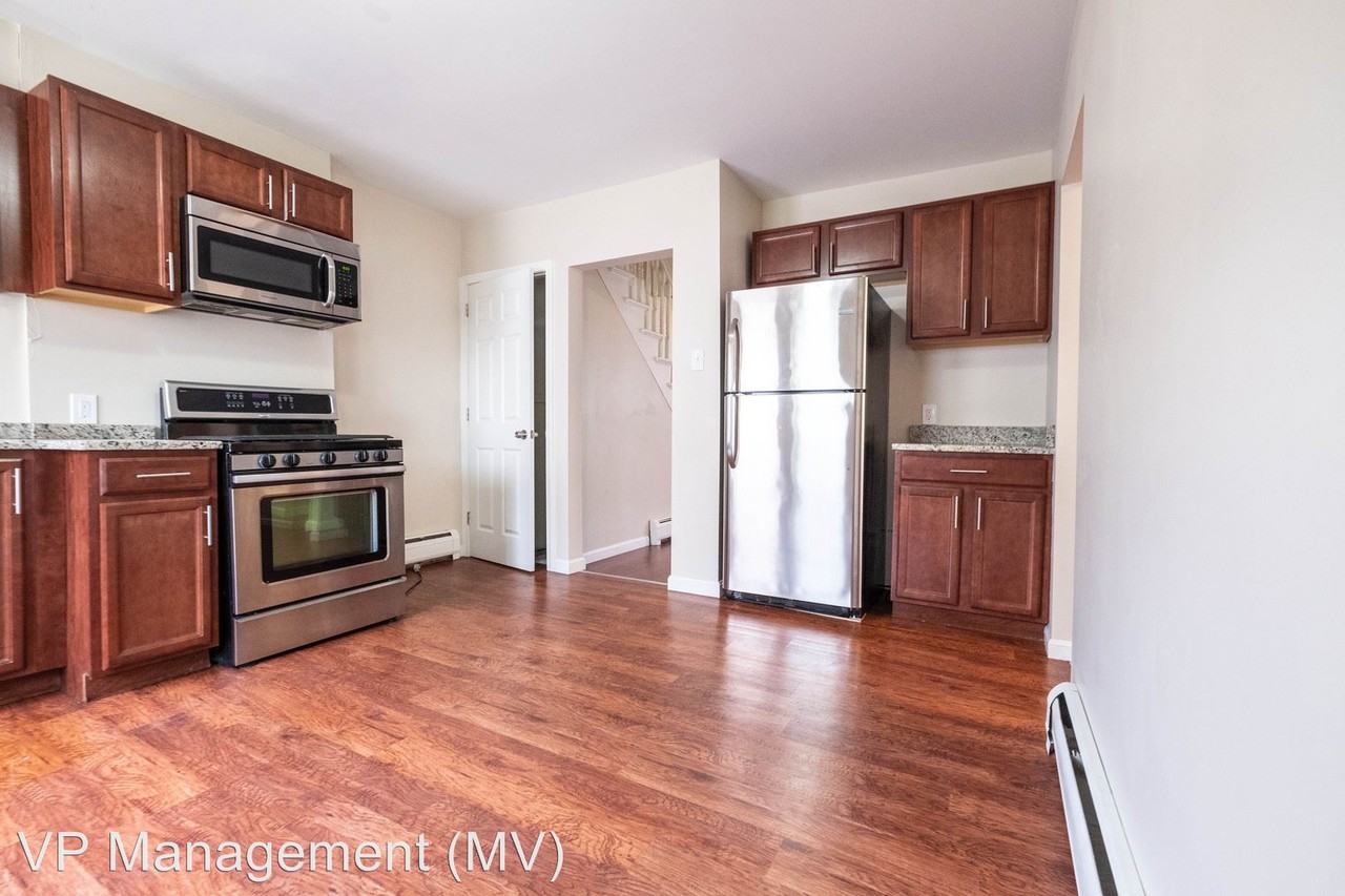 18 Arlington St #20 - Photo 3 of 14