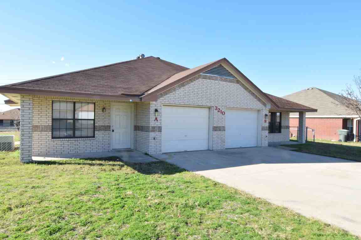 3210 Raven Dr - Photo 2 of 11