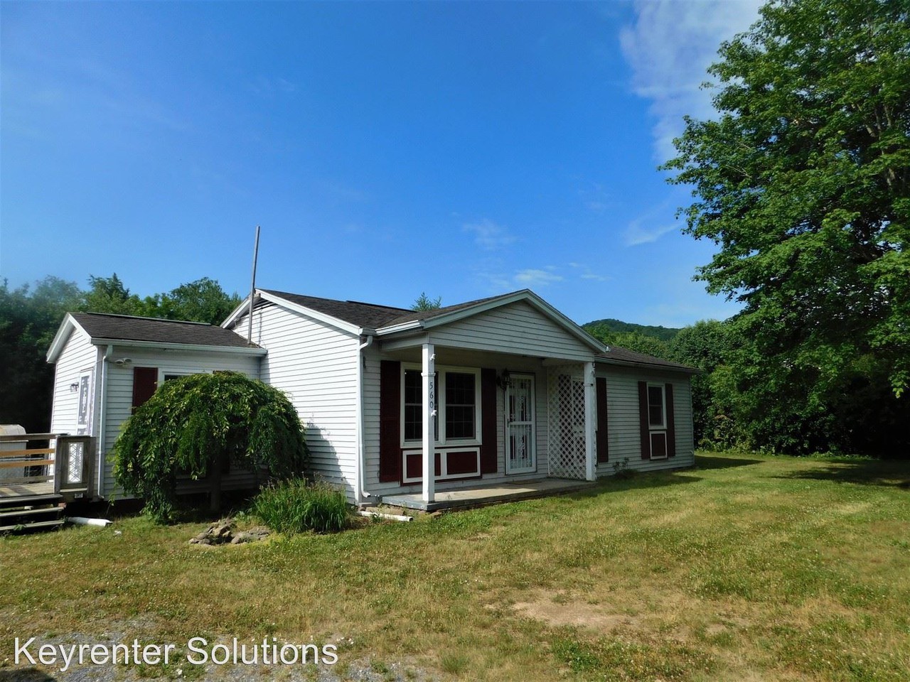 560 Dry Branch Rd - Photo 2 of 34