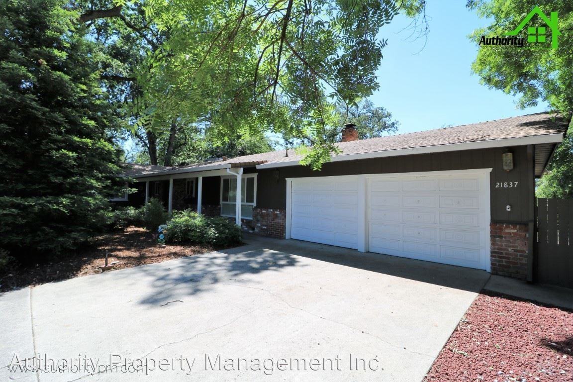 21837 Berkeley Dr - Photo 2 of 26