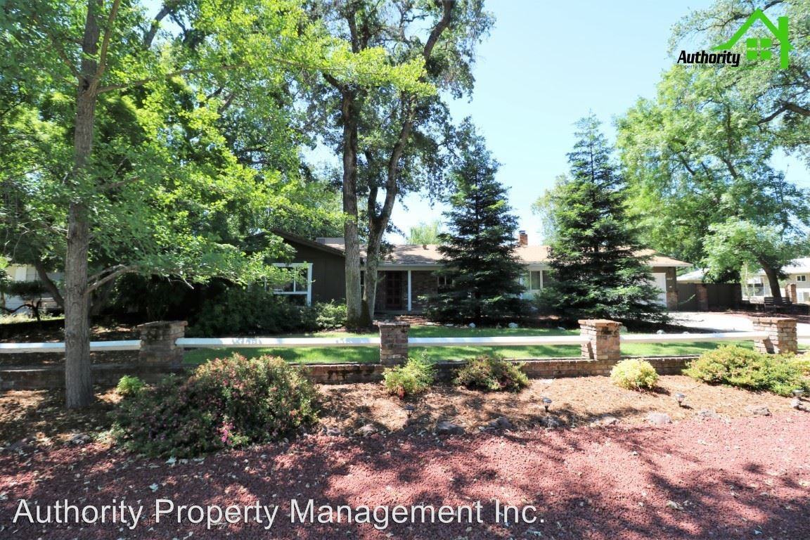 21837 Berkeley Dr - Photo 3 of 26