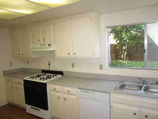 111 Cedar Ave #1 - Photo 3 of 7