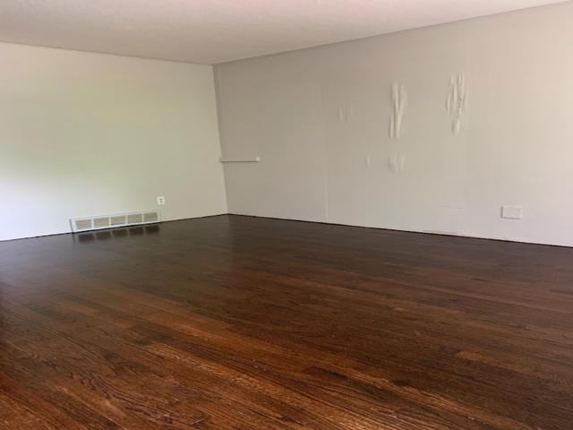 9420 E 13 St S - Photo 3 of 7