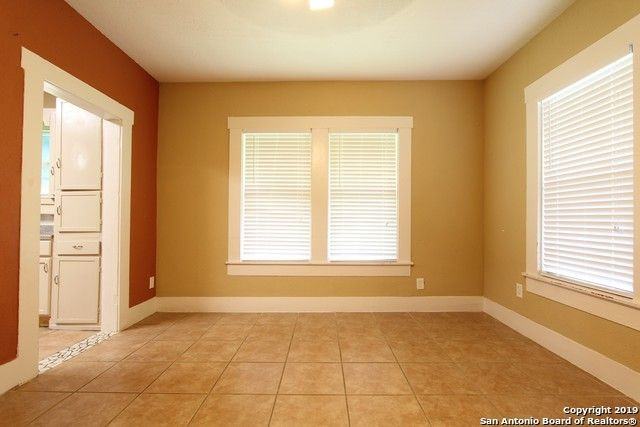 226 Harding Blvd - Photo 3 of 25